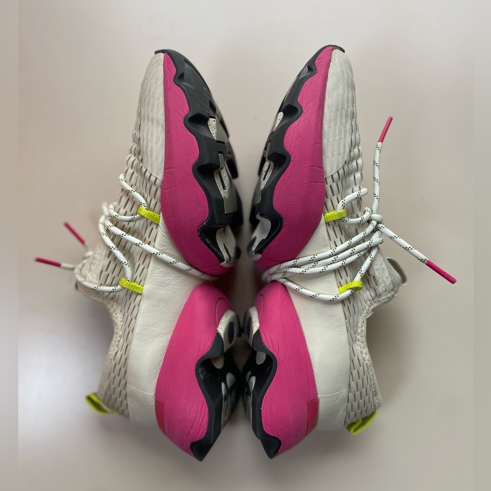 Sorel | Size 7.5 Kinetic Impact Sneaker in Cactus Pink/Natural - Picture 4 of 8